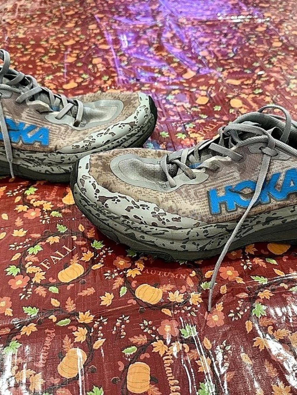 13 men’s Hoka Mafate Speed 4 Lite Athletic Shoes Gray Animal Print